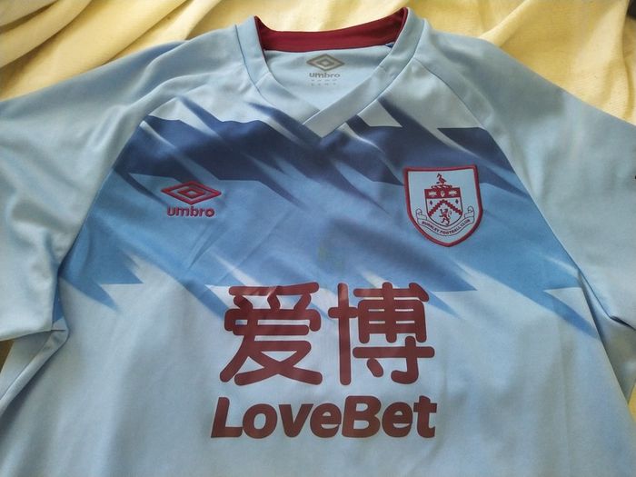 Umbro Burnley Jersey Size XL