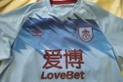 Umbro Burnley Jersey Size XL