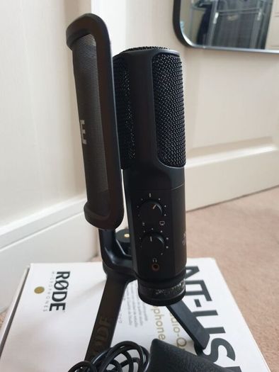 RODE Studio Quality USB Microphone