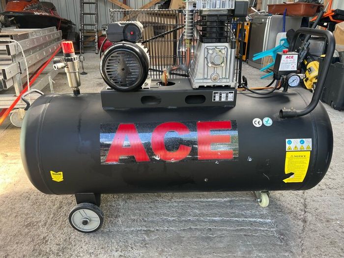 200 L air compressor