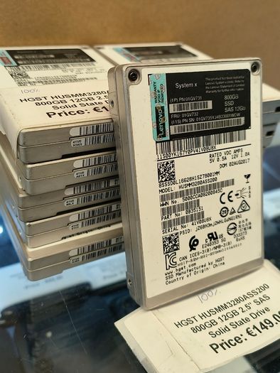 Lenovo 01gv732 800gb Sas 12gb/s Solid State Drive Husmm3280ass200 (health: 100%)