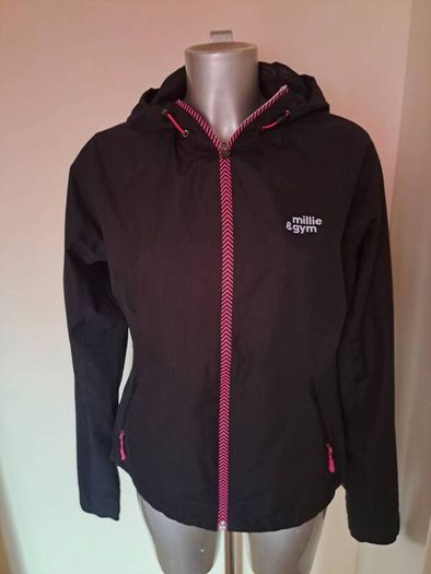 Millie & gym black ladies hooded jacket size M UK 10/12 EU38/40 Perfect condition Postage included