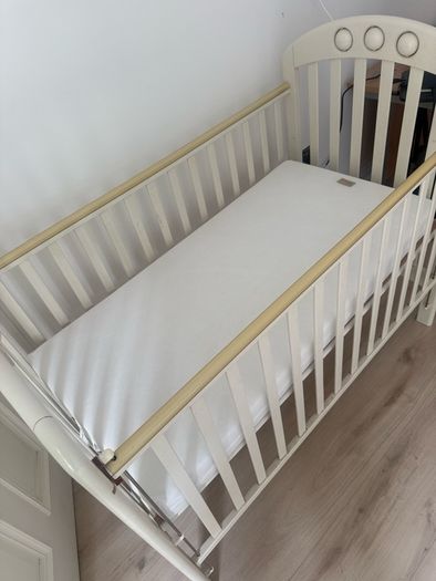 Mama's and Papa's Cot with new mattress