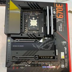 Asus X670e Rog Crosshair Hero + 7800x3d