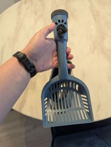 Cat litter scoop and holder from Trixie