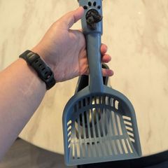 Cat litter scoop and holder from Trixie