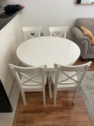 Rosentorp dinning set.
