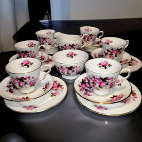 Queen Anne Pink roses set