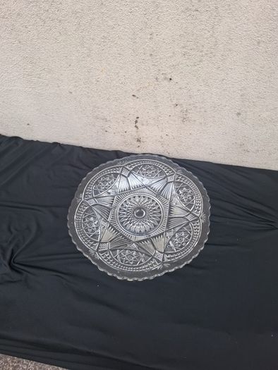 glass fruit bowl postage possible