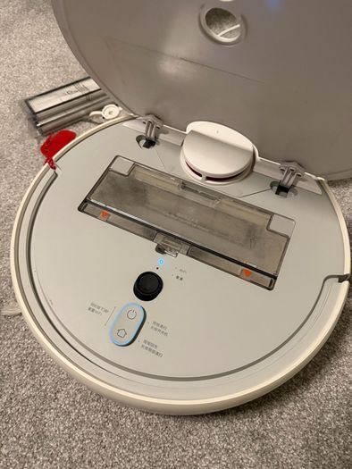 XiaoMi Robot Vacuum