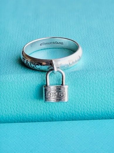 Tiffany & Co Ring - vintage and rare - Sterling Silver,