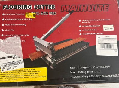 Flooring cutter