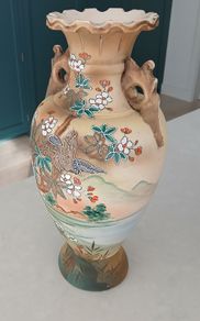 Japanese Satsuma Earthenware vase