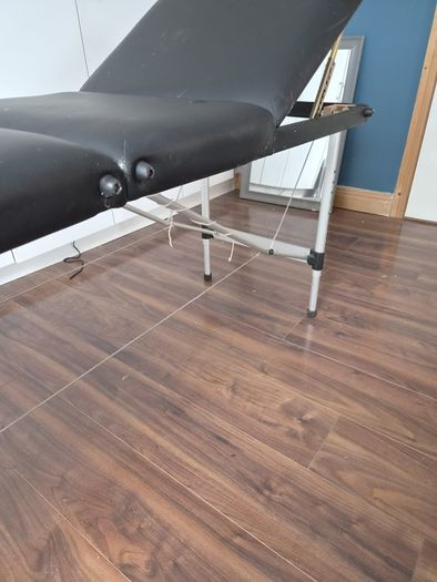 massage bed