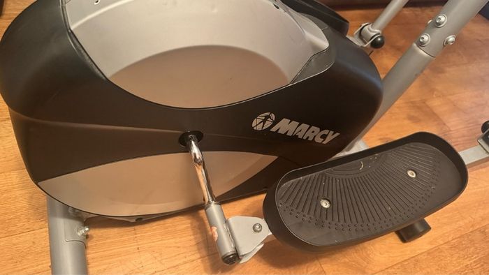 Marcy eliptical trainer