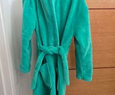 M&S boys dinosaur robe size 6-7