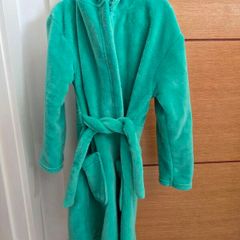 M&S boys dinosaur robe size 6-7