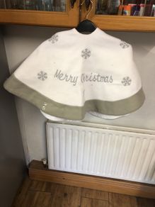 Christmas cosy wrap