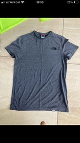 north face T-shirt
