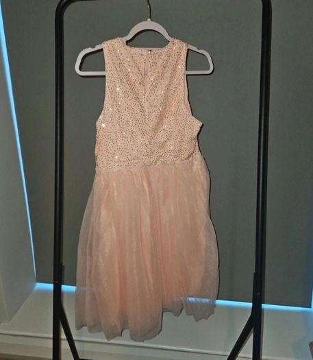 Girls Junior Bridesmaid dress brand new