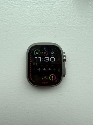 Apple Watch Ultra 2 (Natural Titanium)