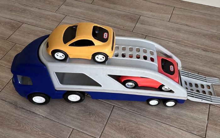 Little tikes big car carrier