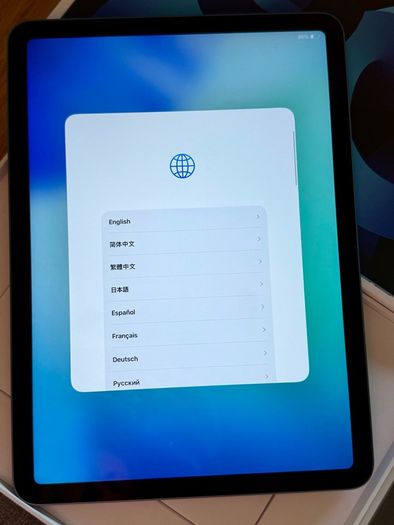 Apple iPad Air 5th Gen 64GB 10.9 inch