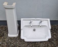 Free Bathroom Sink