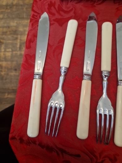 vintage flatwear