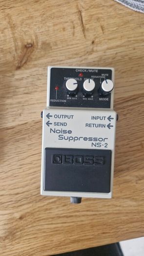 boss noise gate NS-2 pedal