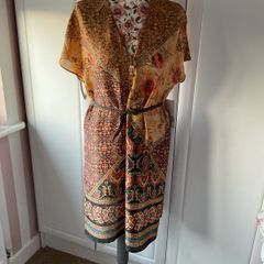 Bnwt Zara tunic dress side slits and belt