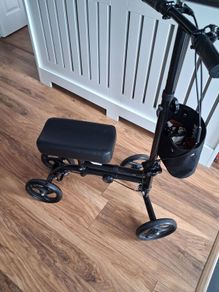 Mobility knee walker
