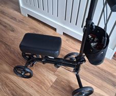 Mobility knee walker