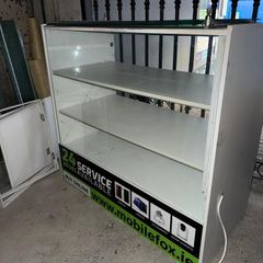 Used Shop Fitting