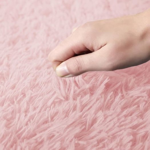 Fluffy Shaggy Small Area Rugs for Bedroom Anti-Slip Modern Super Soft Thick Pile Rug Plush Carpet Non Shedding Easy To Clean Pink, 50cm x 80cm