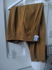 Ladies cropped trousers