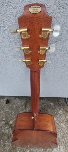 Lowden S10P (O22) JUMBO Made In Ireland in 1986. Very Rare Guitar from Lowdens Golden Era. Comes With A Calton Case worth 1500 on its own!