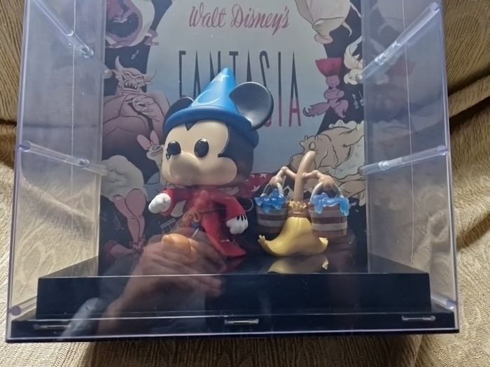 Funko POP 08 Sorcerer s Apprentice Mickey With Broom