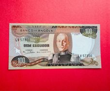 Angola  100  Escudos  1972  PICK 101    . ( uncirculated )