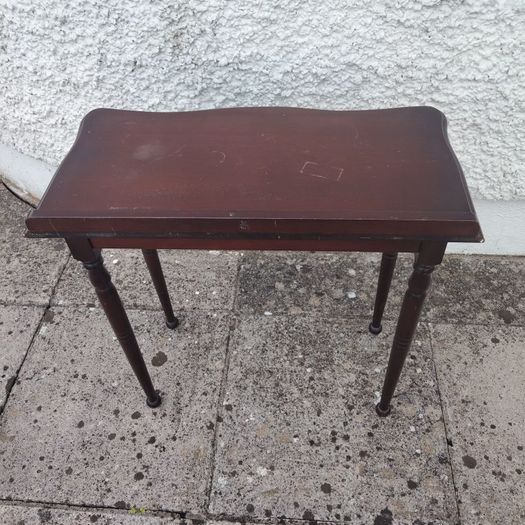 Hall table
