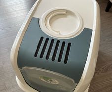 Cat / pet toilet