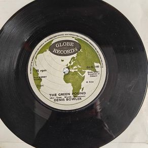 Denis Bowler, The Green Pound 7",  Irish Trad Folk Showband