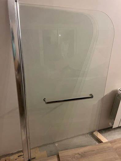 shower/bath screen