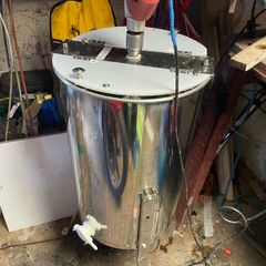 honey extractor