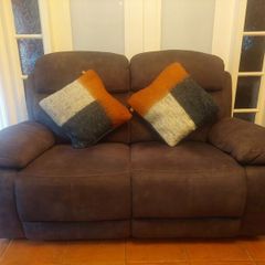 RECLINER Suite 2-1-1 Immaculate Condition