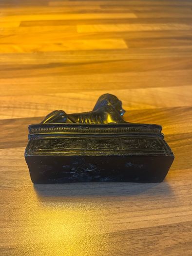 Vintage Carved Egyptian Sphinx Sculpture/Paperweight