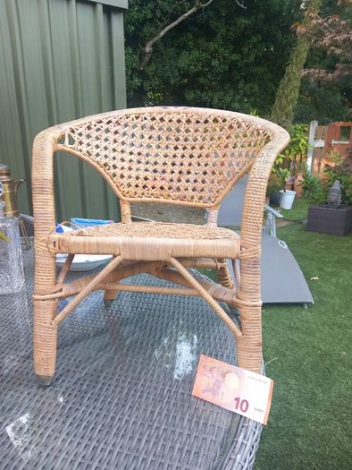 Rattan chair for a child, very cool piece, metal feet, D18