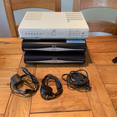 2 sky boxs