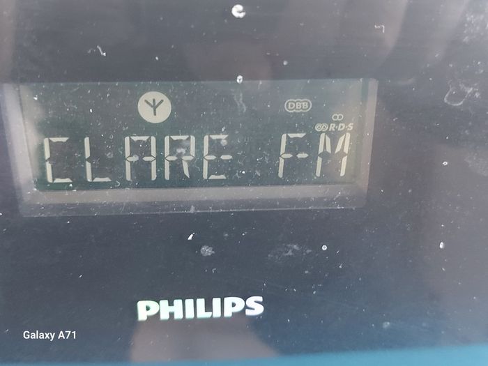 Phillips Micro System. Model DCM276-05, Radio,CD,Ipod,USB, etc, all working perfect and in excellent condition