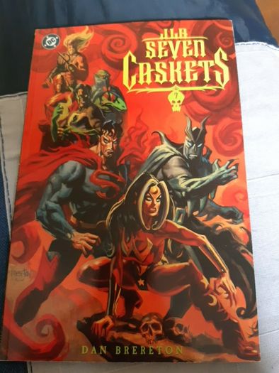 JLA - Seven Caskets